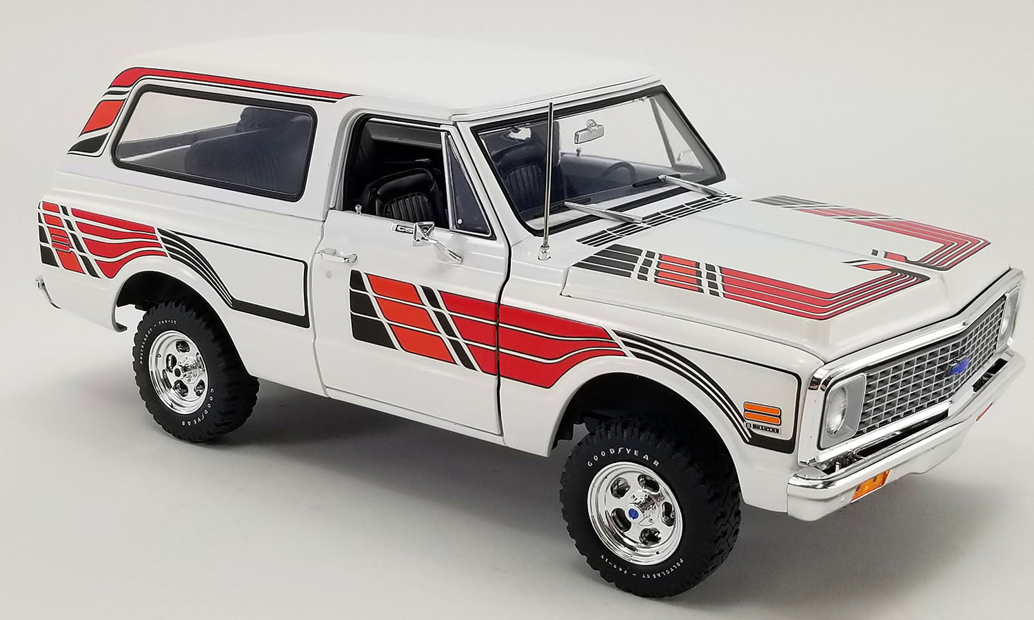 自動車 ACME 1/18 1972 Chevrolet Blazer Custom 2024 ACME 1:18 *BLACK* 1972 Chevrolet BLAZER CUSTOM HIGH DETAILED