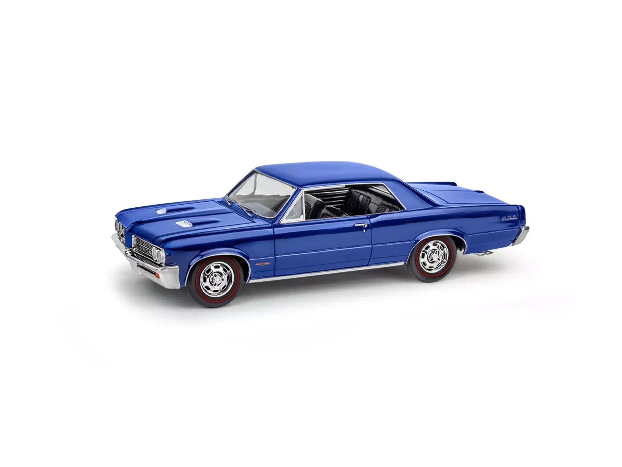 Model of a 1964 Pontiac GTO painted blue.