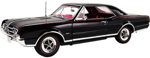 1/18 1967 Oldsmobile 442 W-30 Ebony Black with Red Interior