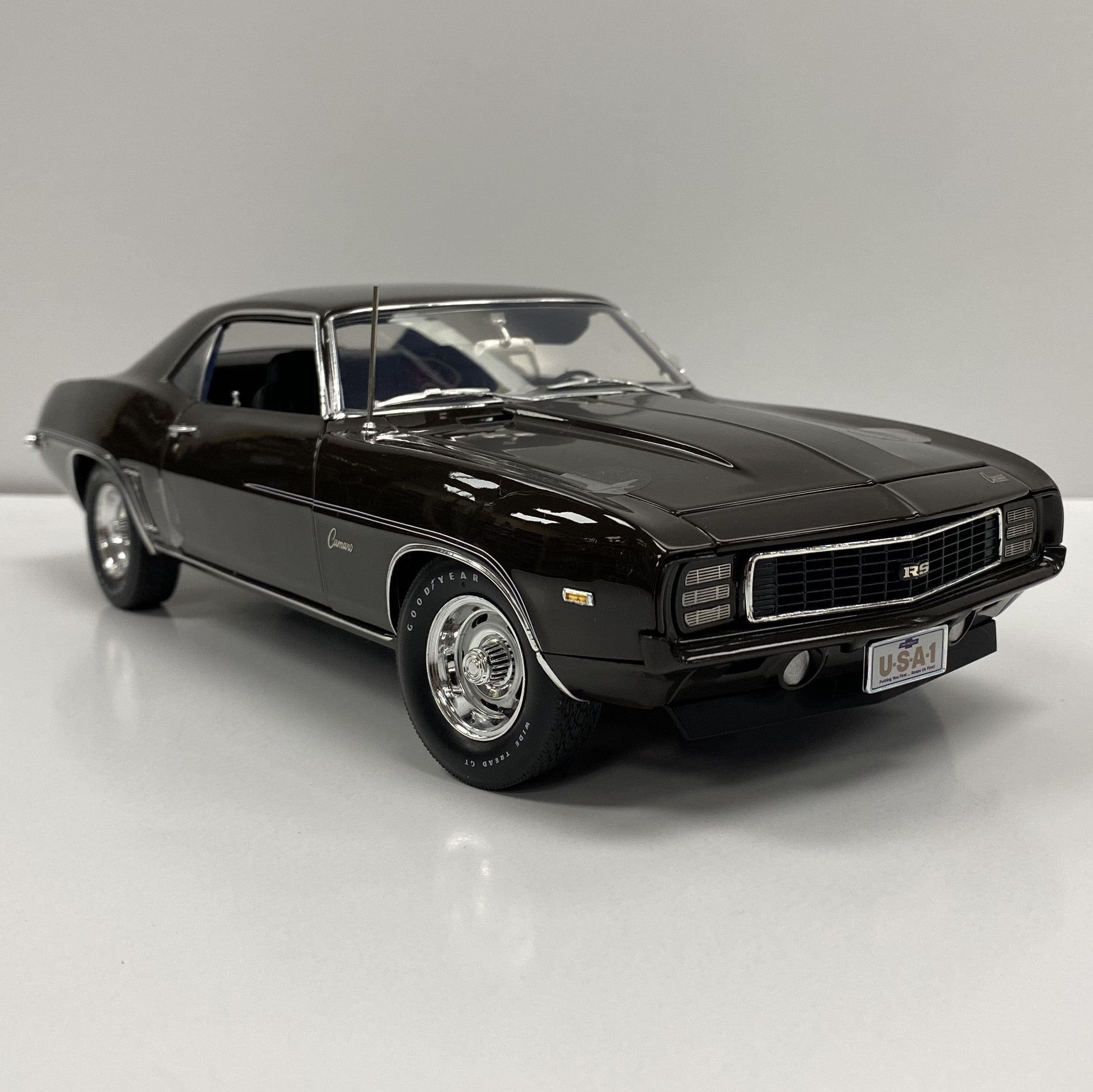 Scale model of 1969 COPO Camaro.
