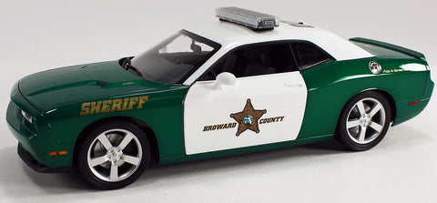 1/18 2009 Dodge Challenger R/T Green and White "Broward County Sheriff"