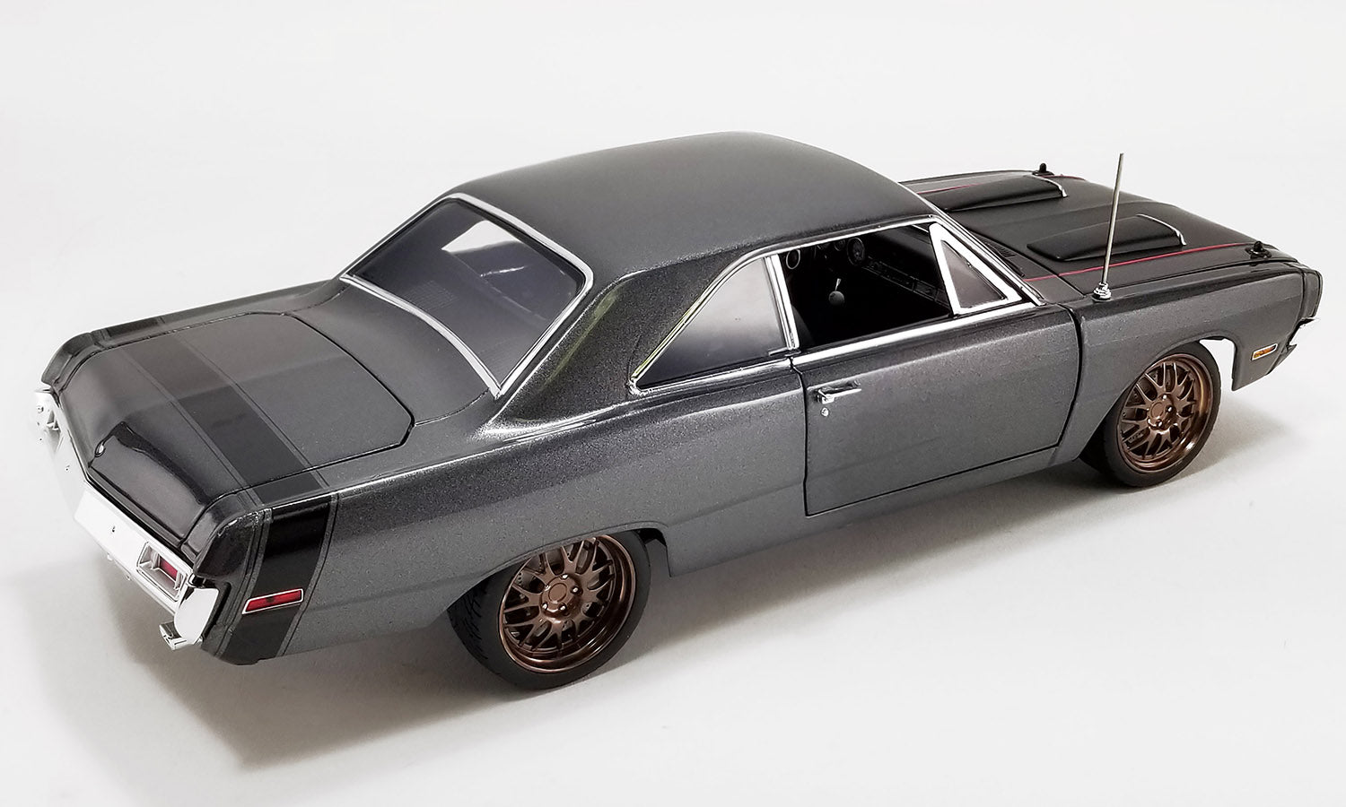 1/18 scale diecast model of 1970 Dodge Dart.