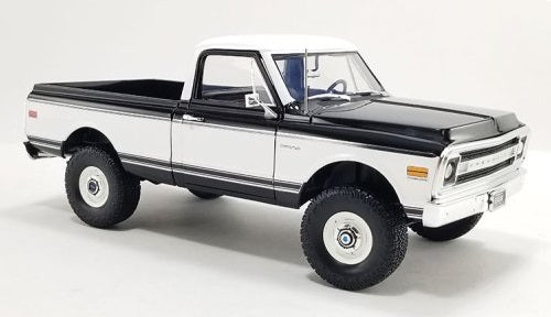 1/18 69 Chevy K10 4x4 Bk/Wh