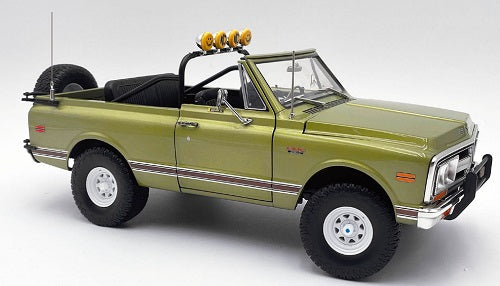 1/18 1972 GMC Jimmy KC Highlighter in Medium Olive with White Top