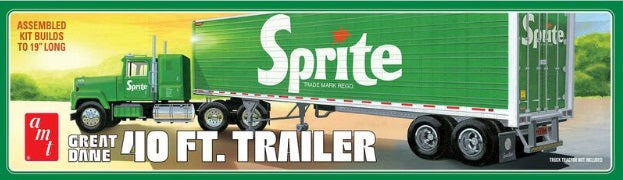 Box art for a 1/25 scale model kit of a Great Dane Dry Goods Trailer Sprite, featuring a green and white trailer.