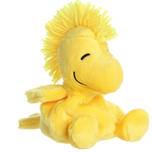 Small yellow bird plush.