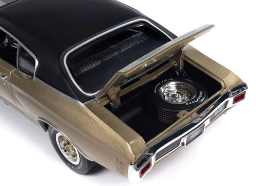 1/18 Scale diecast model car of a 1970 Chevrolet Chevelle SS with open trunk with spare tire inside.
