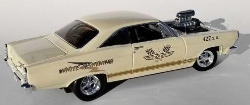 1/18 1967 Ford Fairlane 427 SOHC White Lightning
