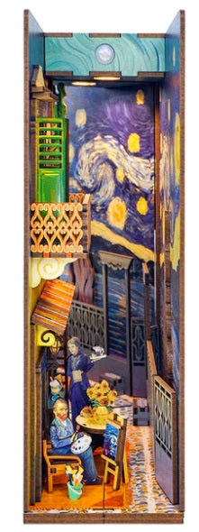 Assembled Vincent's World Book Nook kit