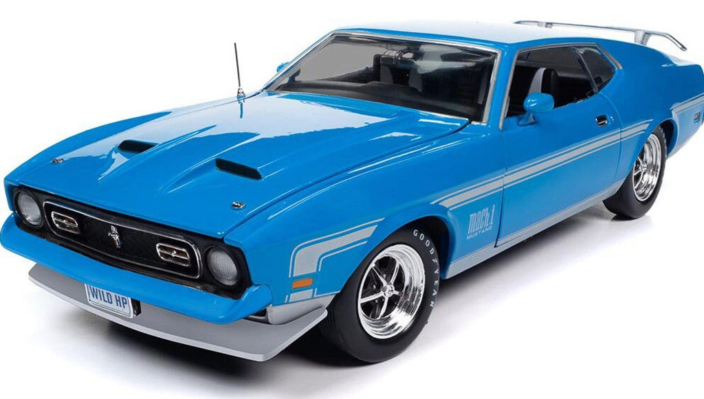 1/18 scale diecast model of a blue 1972 Ford Mustang Mach 1.
