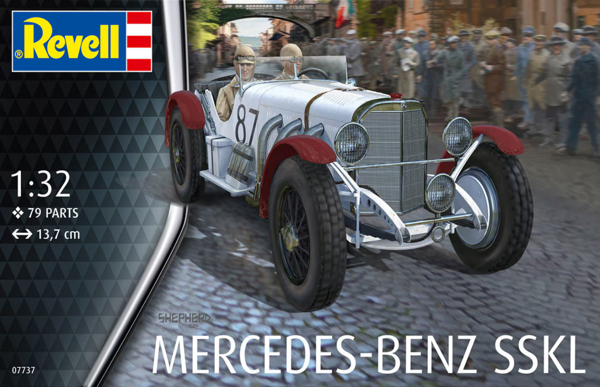Box for a Revell Mercedes-Benz SSKL plastic model kit.