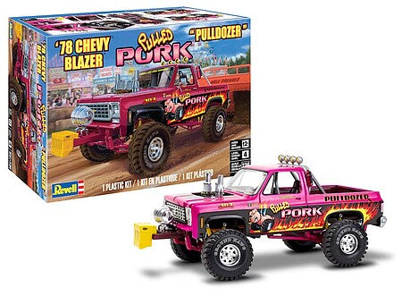 Model kit of a '78 Chevy Blazer 'Pulled Pork' truck with colorful package.