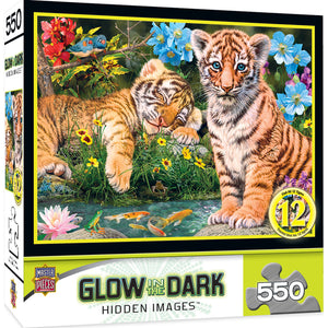 A Watchful Eye Glow 550pc Puzzle