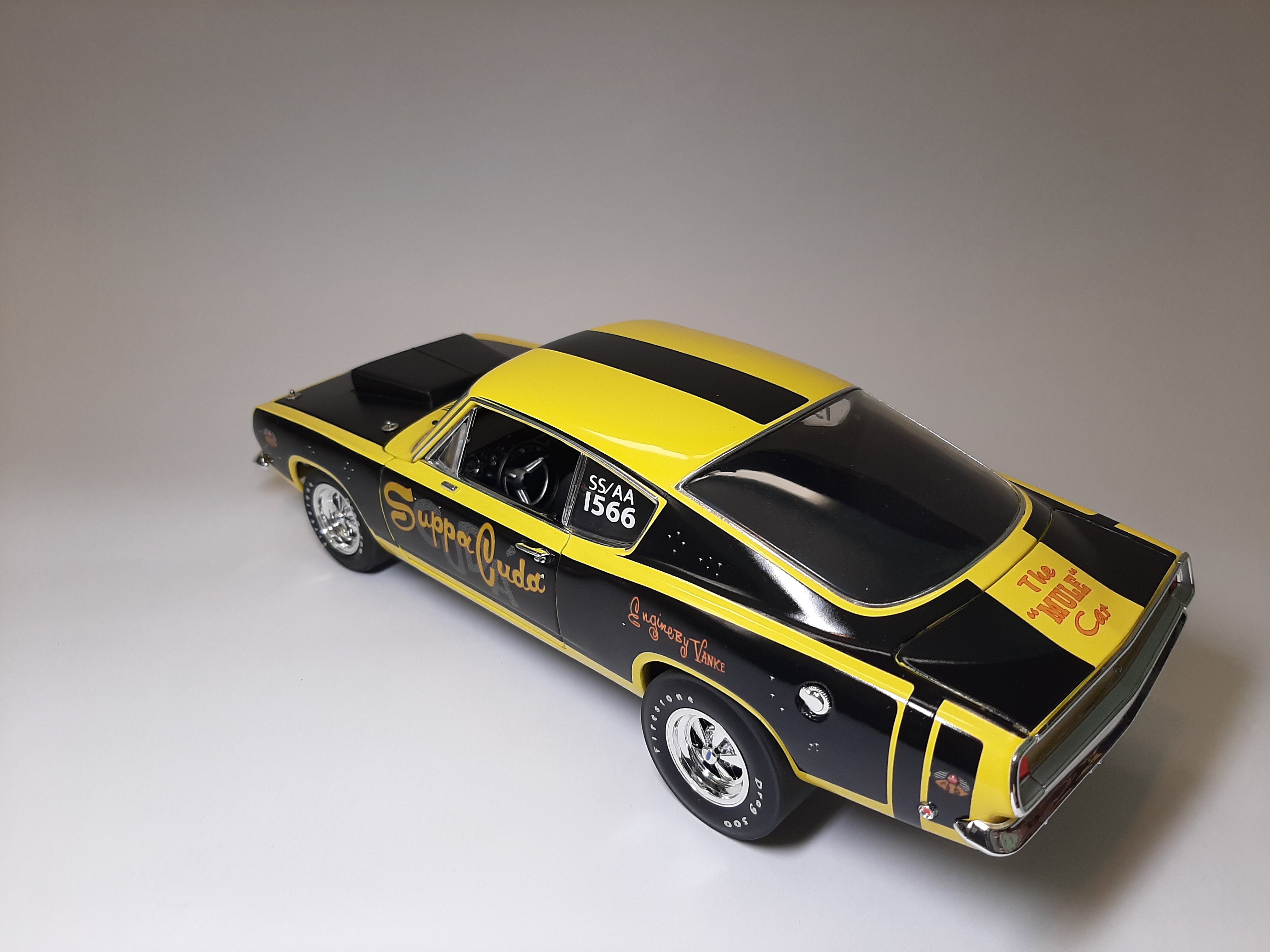 Plymouth Barracuda ミニカー Phantasm Plymouth Barracuda ミニカー Phantasm