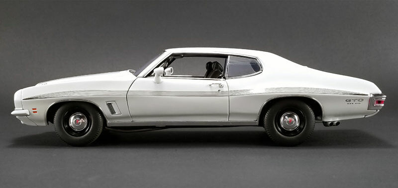 1/18 scale model of a 1972 Pontiac LeMans GTO in white color.