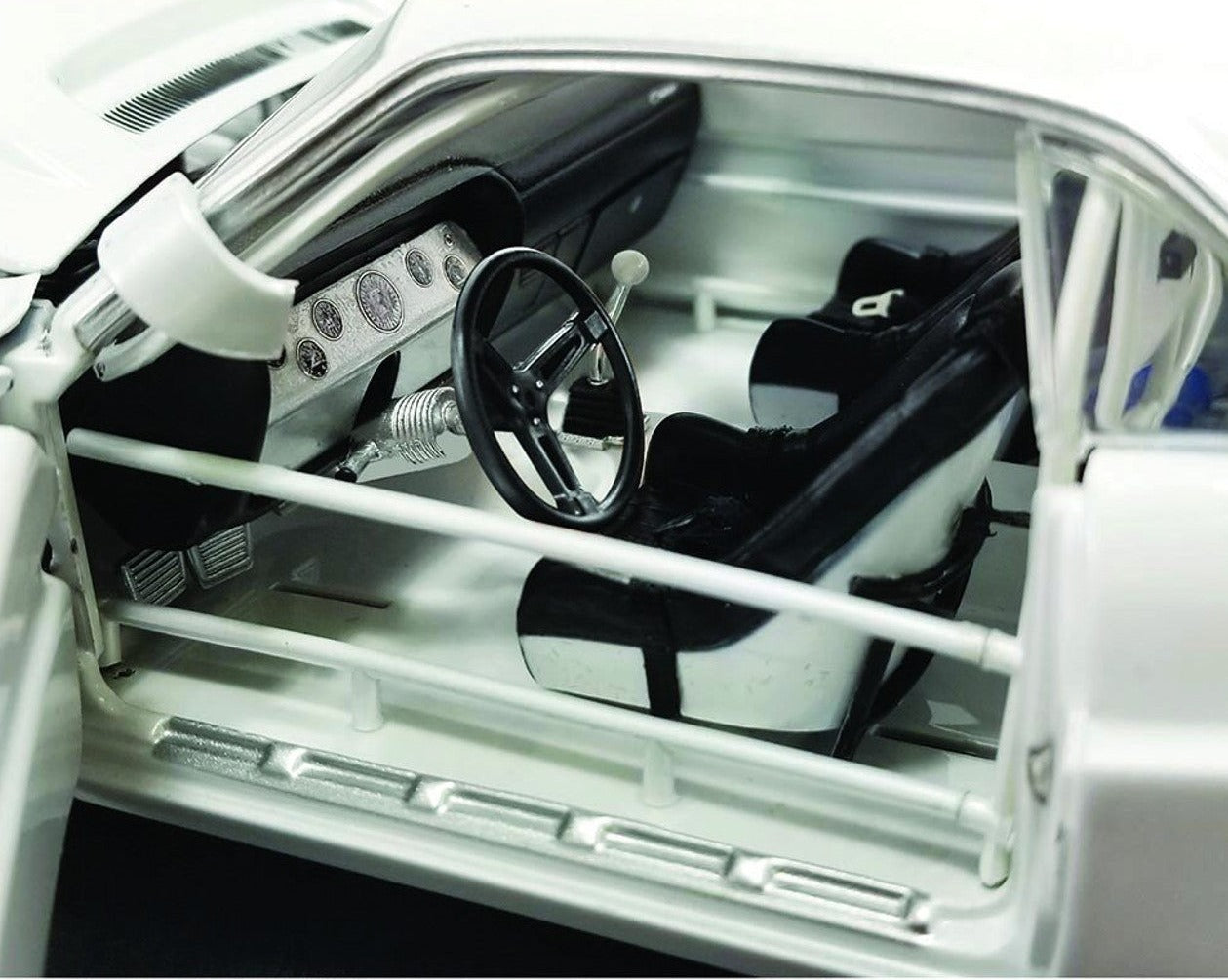 Driver's side nterior view of 1/18 scale model of a 1970 Dodge Challenger.