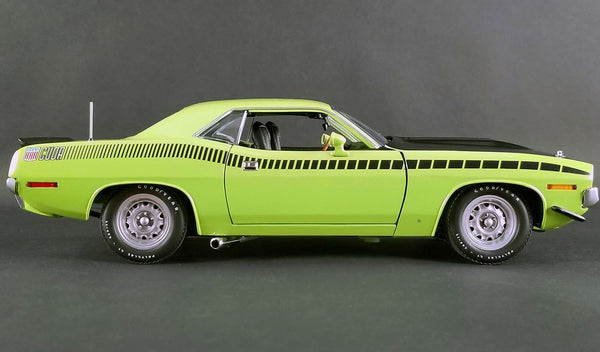 1/18 1970 Plymouth AAR Cuda Sublime Green