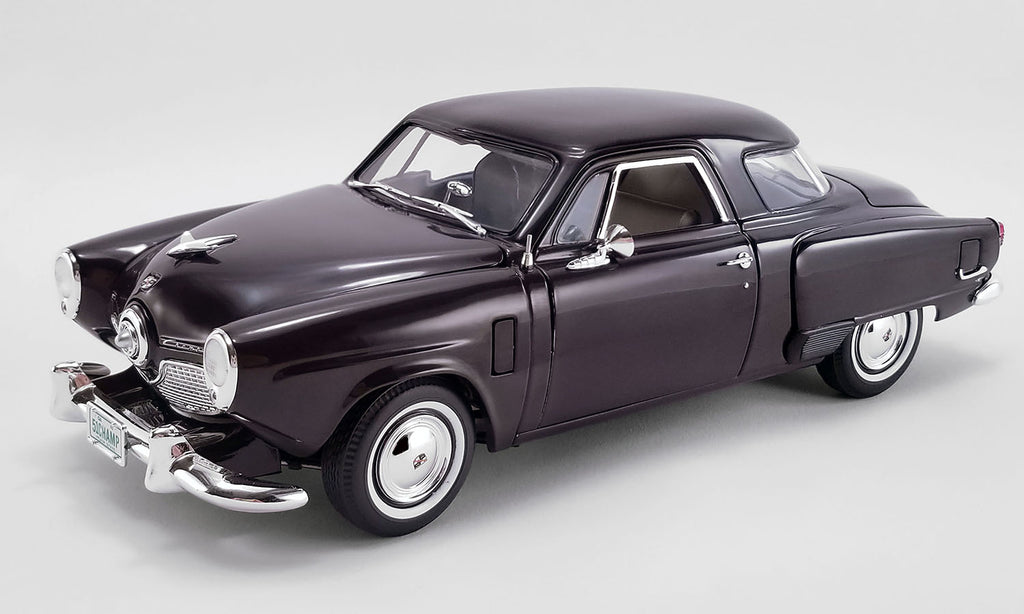 1/18 scale diecast model car of 1951 Studebaker Champion.