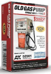 1/24 Doozy Series Old Gas Pump w/Single Hose Resin Kit