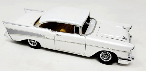 1/25 1957 Chevy Bel Air Hardtop (2 'n 1) Stock or Drag
