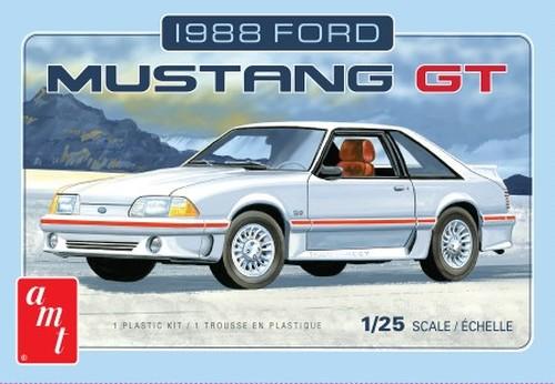 Box art for 1/25 scale model kit of a 1988 Ford Mustang GT, showing the completed model of the car.