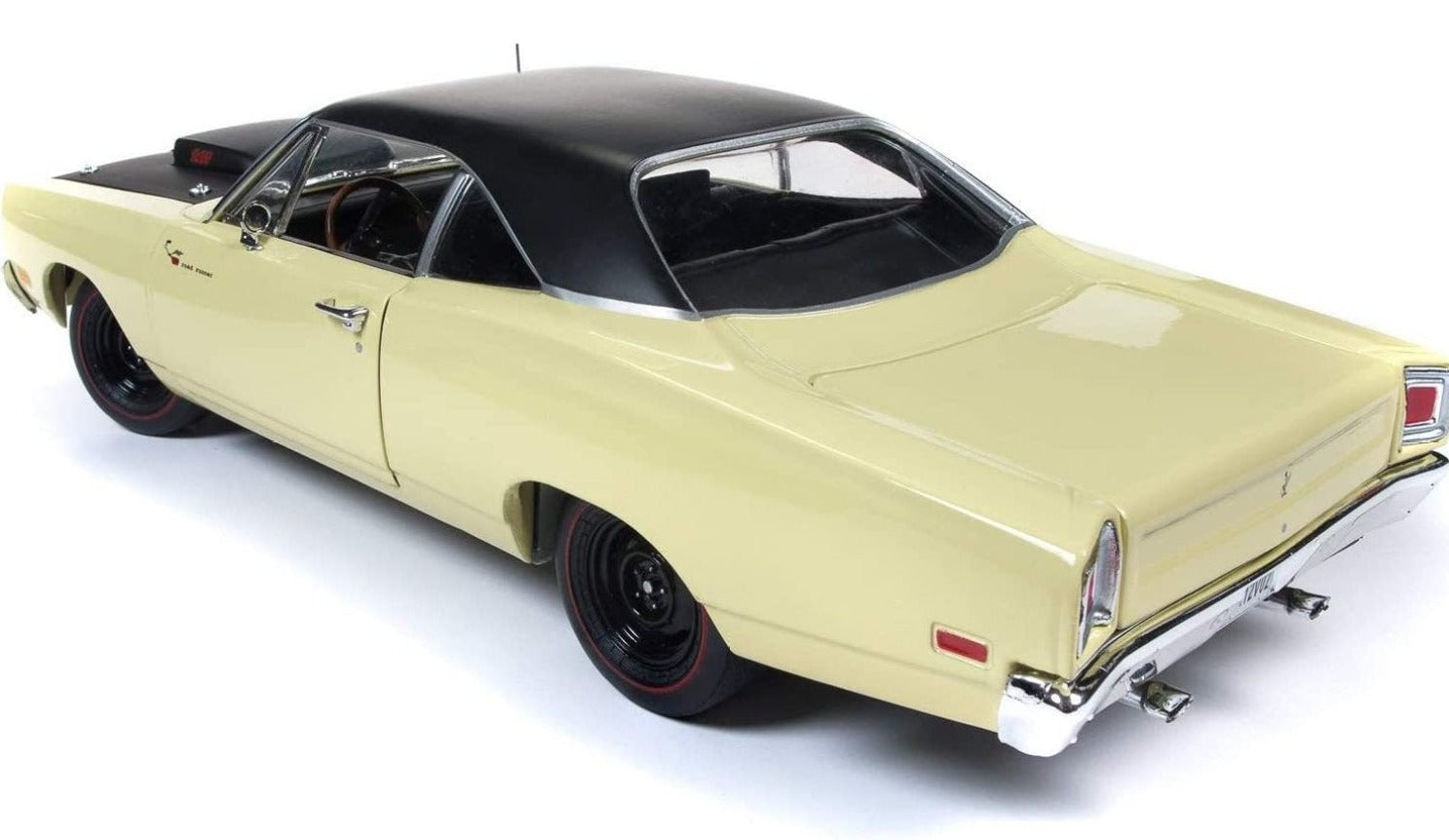 1/18 69.5 Plymouth Roadrunner – Hobby Express Inc.