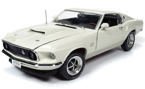 1/18 1969 Ford Mustang Boss 429 Wimbledon White