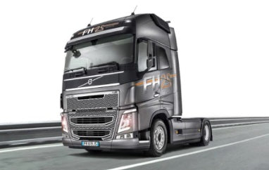 1/24 Volvo FH-16 Globetrotter – Hobby Express Inc.