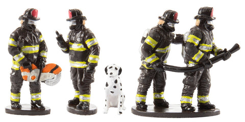 O Firefighter Figures & Dog