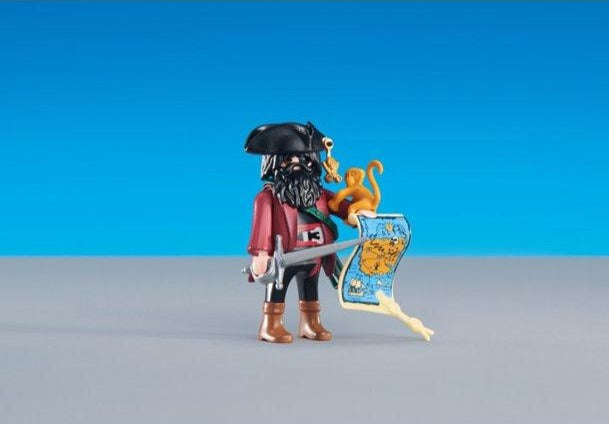 Pirate Captain w/Map