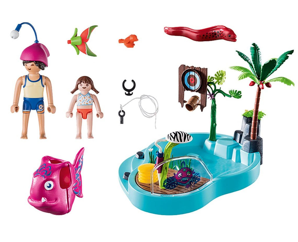 Small Pool w/Water Sprayer